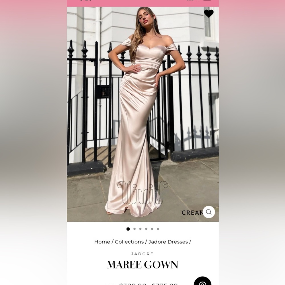 Jadore Floorlength Cream Dress